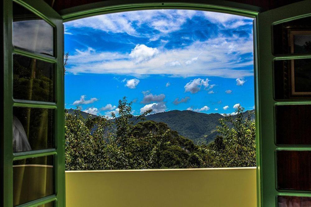 Hotel Fazenda Caledonia Inn Nova Friburgo Buitenkant foto